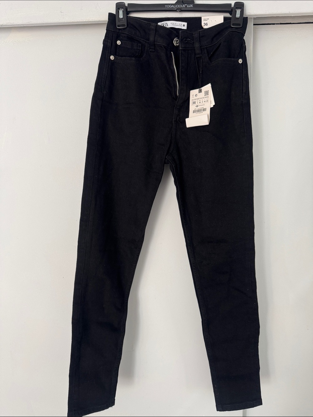 Zara Black High-Rise Skinny Jeans